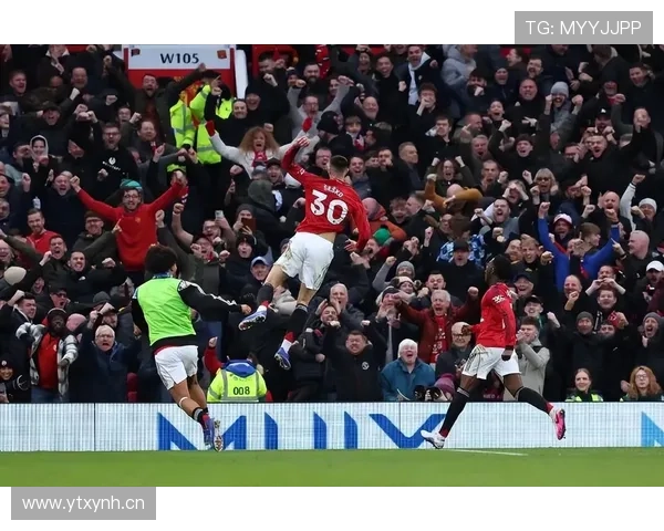 从第15杀到争四，曼联看似复苏，其实隐患藏不住了？